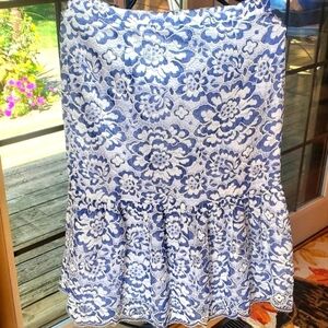 BCBGMAXAZRIA Blue Floral Lace Lined Midi‎ Sz. 10 Skirt